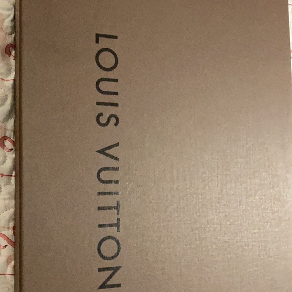 Authentic Louis Vuitton Gift Box... - Picture 2 of 10
